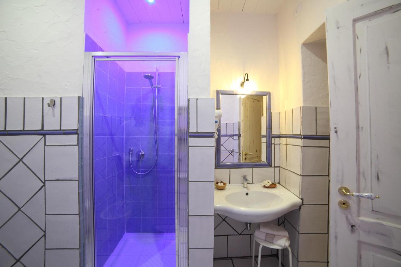 לאוריה אינפריורה B&B La Fontana Borbone מראה חיצוני תמונה