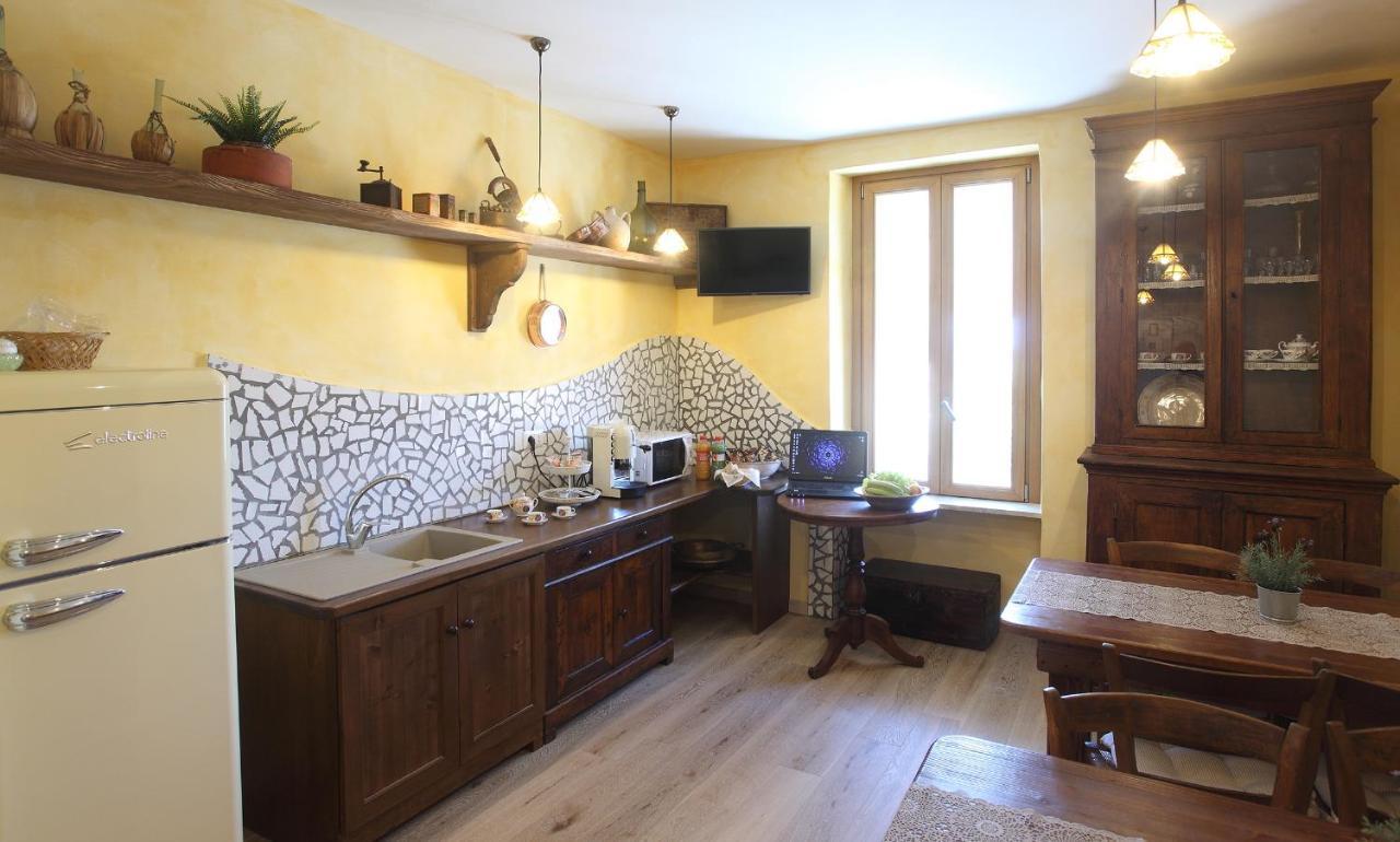 לאוריה אינפריורה B&B La Fontana Borbone מראה חיצוני תמונה