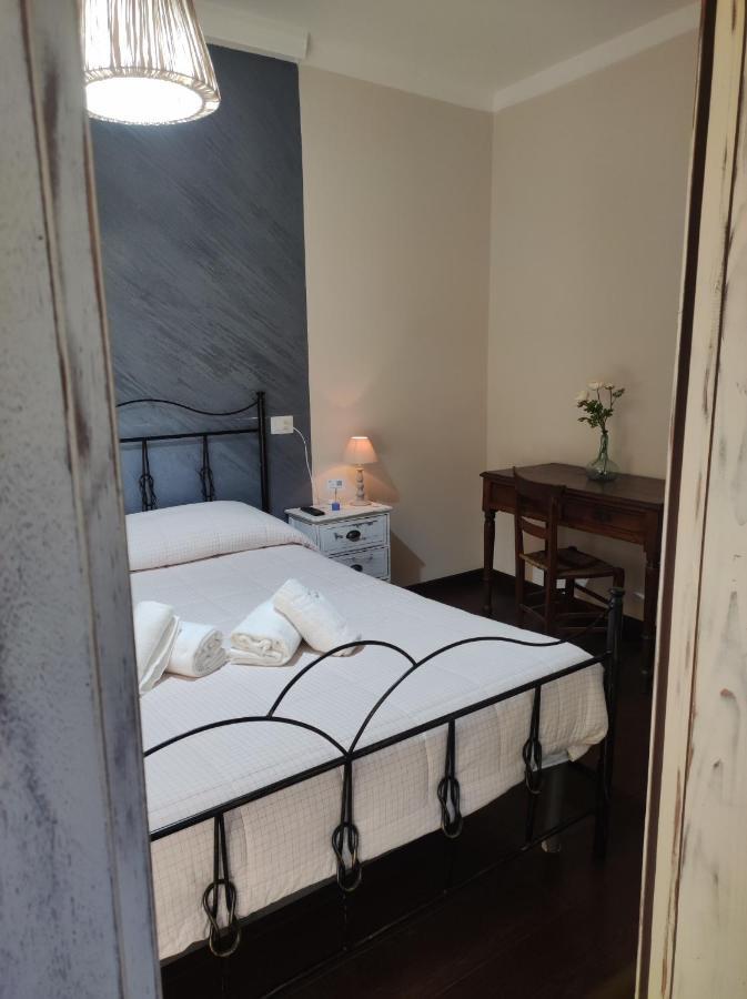 לאוריה אינפריורה B&B La Fontana Borbone מראה חיצוני תמונה